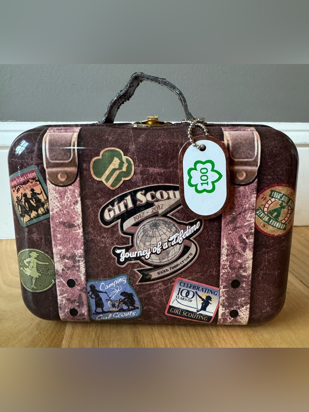 Girl Scouts 100th Anniversary 2012 Journey of a Lifetime Tin Suitcase